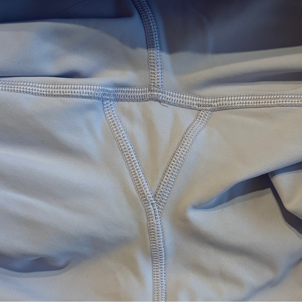 Lululemon Soft icy blue Leggings - Picture 5 of 7